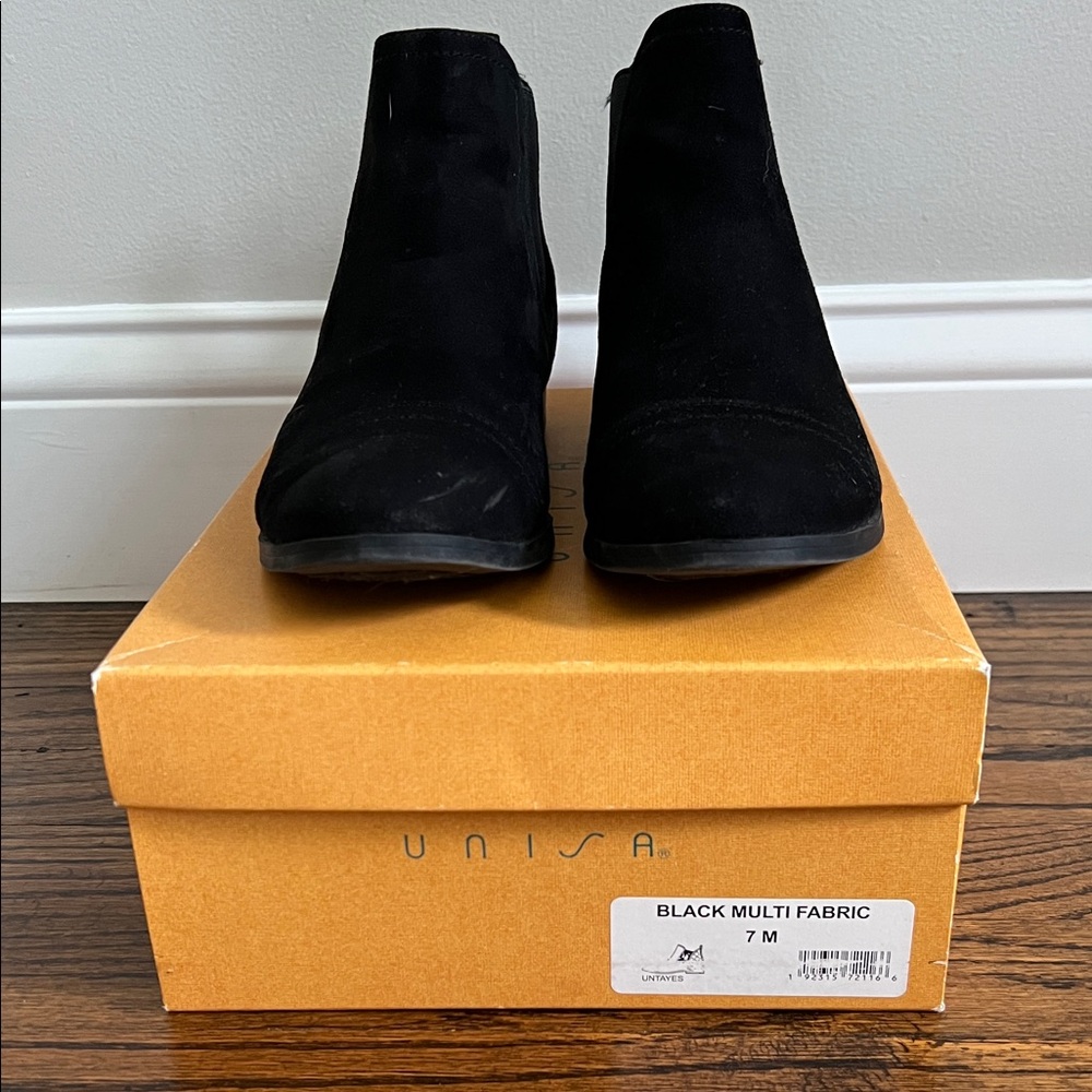 Unisa Black Ankle Booties